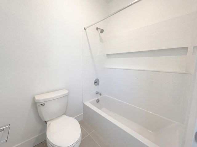 441 N Paso Robles Dr, Tracy, CA 95391