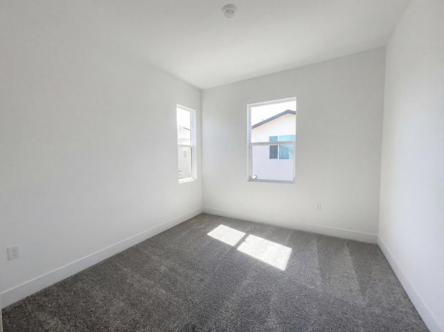 441 N Paso Robles Dr, Tracy, CA 95391