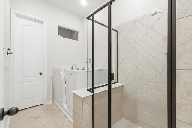 2462 Sunderland Lane, Lewisville, TX 75067