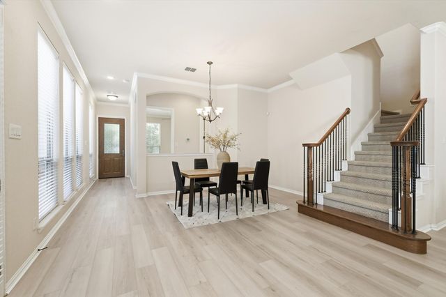 2462 Sunderland Lane, Lewisville, TX 75067