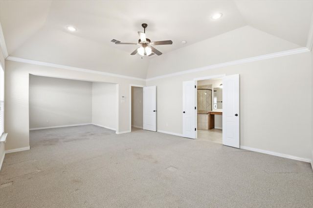 2462 Sunderland Lane, Lewisville, TX 75067