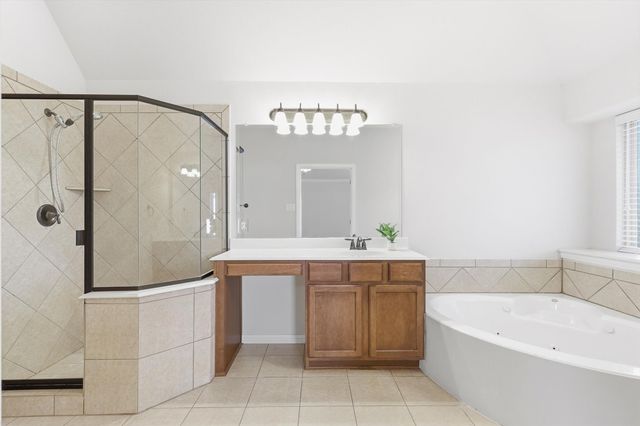 2462 Sunderland Lane, Lewisville, TX 75067