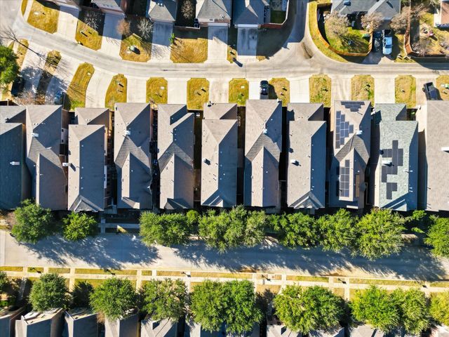 2462 Sunderland Lane, Lewisville, TX 75067