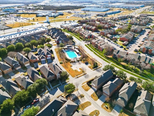 2462 Sunderland Lane, Lewisville, TX 75067