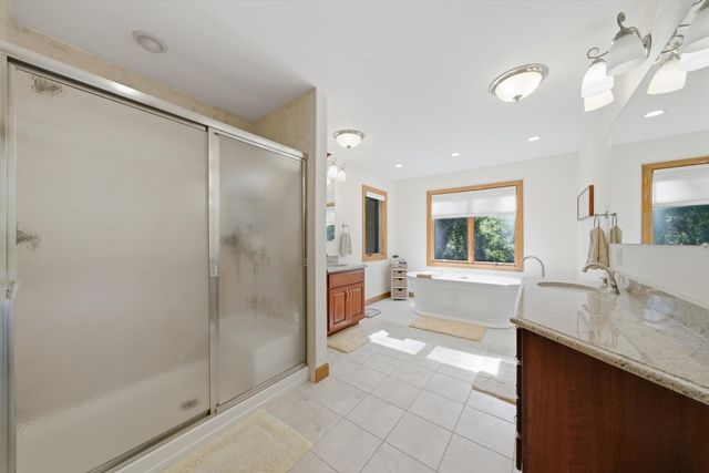 11555 S Elbridge Avenue, Palos Park, IL 60464