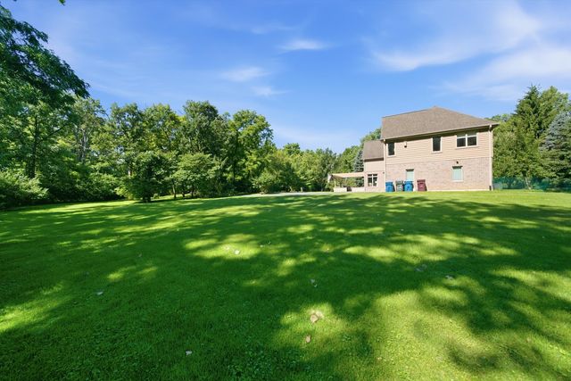11555 S Elbridge Avenue, Palos Park, IL 60464