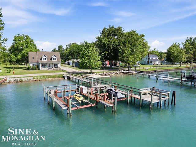 2300 S Channel Drive, Clay Twp, MI 48028