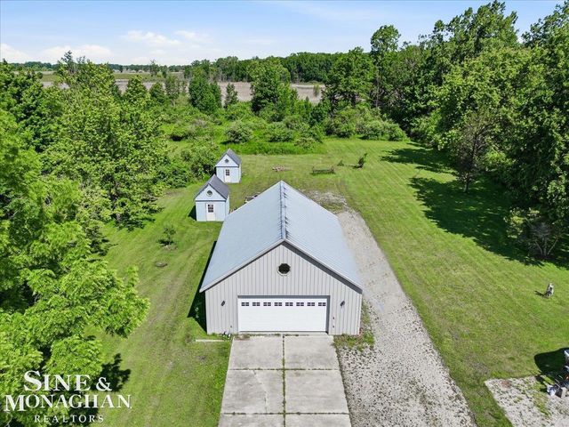 2300 S Channel Drive, Clay Twp, MI 48028