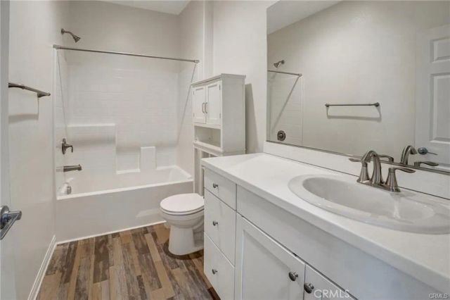 22824 W Olive, West Hills, CA 91304