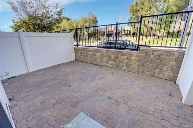 22824 W Olive, West Hills, CA 91304