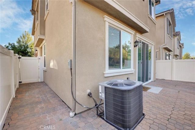 22824 W Olive, West Hills, CA 91304