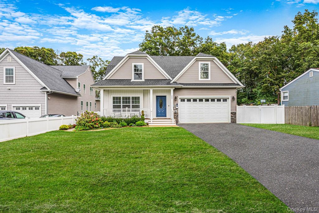205 Kohr Road, Kings Park, NY 11754 — exterior