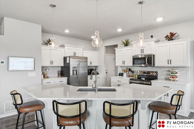 16452 Whitmore Street, Bennington, NE 68007