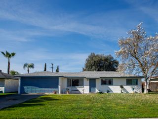 4069 N Sunnyside Avenue, Fresno, CA 93727