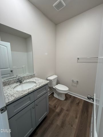 111 Finch Lane, Four Oaks, NC 27524