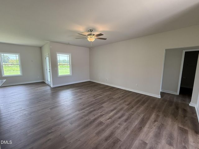 111 Finch Lane, Four Oaks, NC 27524