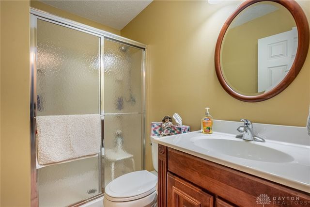 143 Timberside Court, Springboro, OH 45066