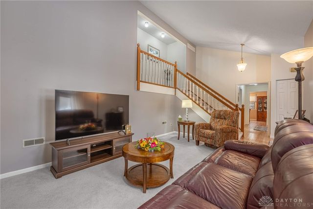 143 Timberside Court, Springboro, OH 45066