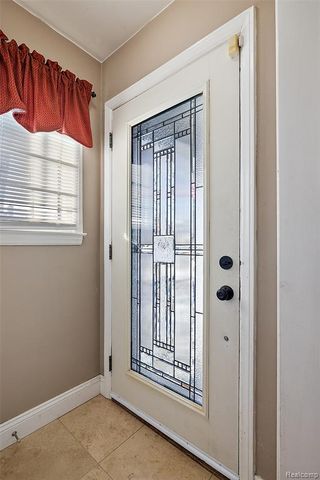 21819 California Street, Saint Clair Shores, MI 48080