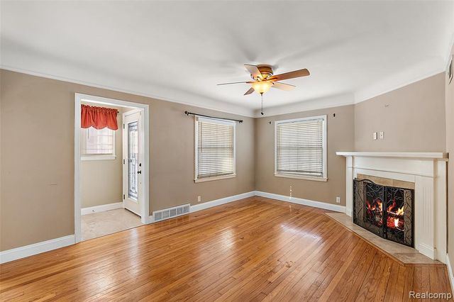 21819 California Street, Saint Clair Shores, MI 48080