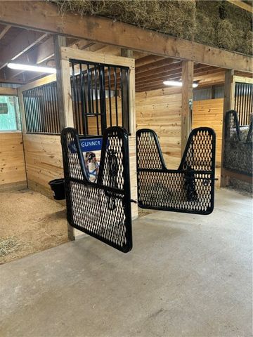 7632 Centerville Road, Hume, NY 14744