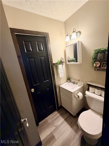 1386 Brookdale Lane, Kent, OH 44240