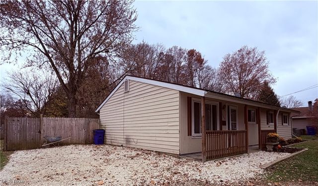 1386 Brookdale Lane, Kent, OH 44240