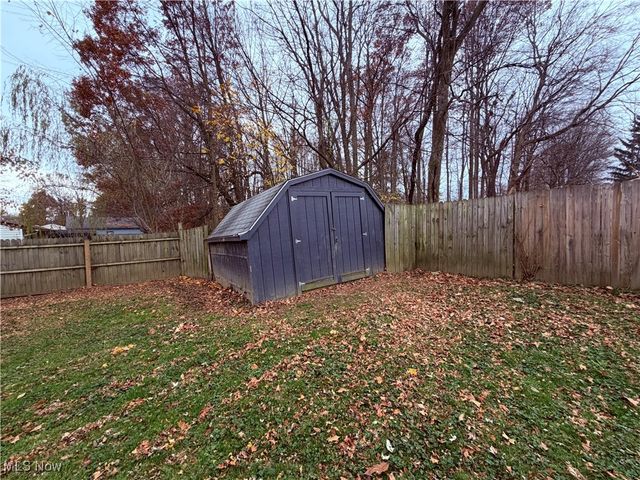 1386 Brookdale Lane, Kent, OH 44240