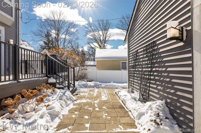 4095 Thomas Avenue, Berkley, MI 48072