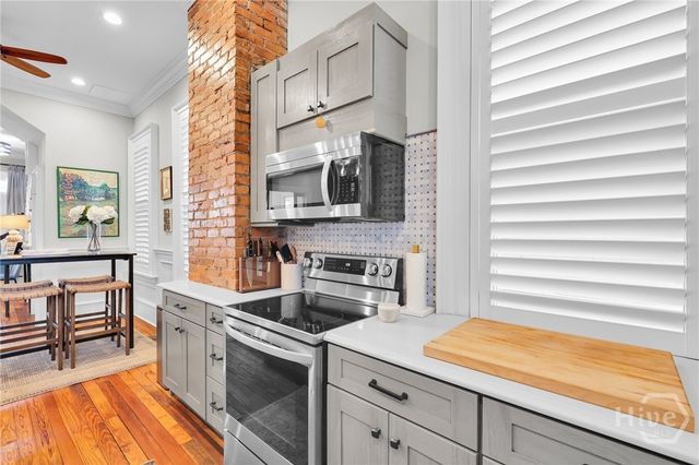 309 W 34th Street, Savannah, GA 31401