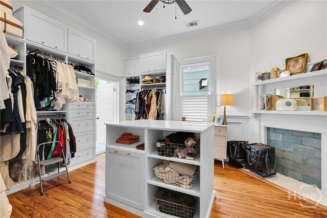 309 W 34th Street, Savannah, GA 31401