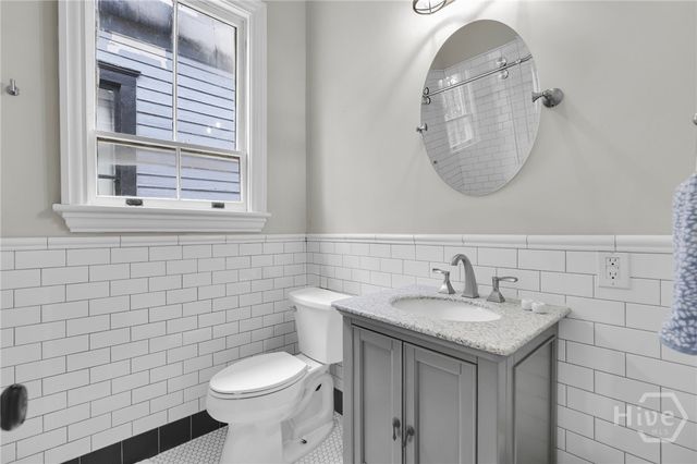 309 W 34th Street, Savannah, GA 31401