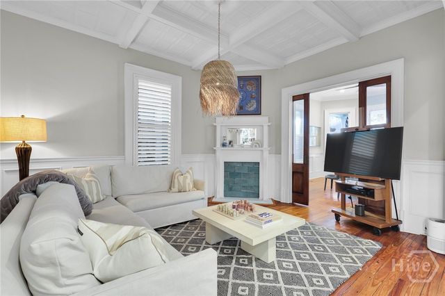 309 W 34th Street, Savannah, GA 31401