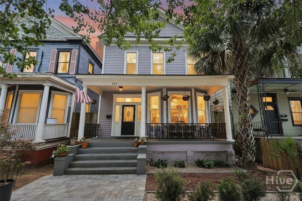 309 W 34th Street, Savannah, GA 31401