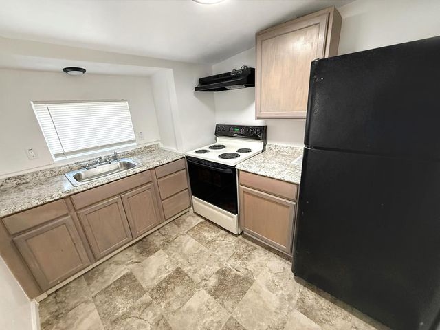 111 Covey Rd, Auburn, CA 95603