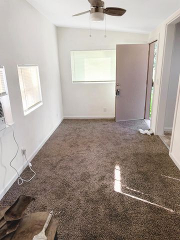 111 Covey Rd, Auburn, CA 95603
