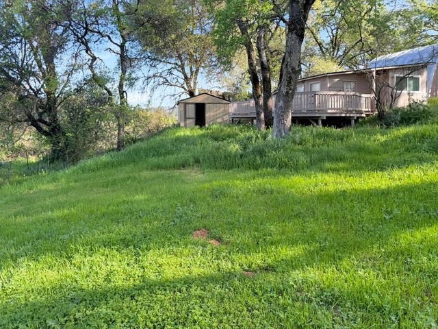 111 Covey Rd, Auburn, CA 95603