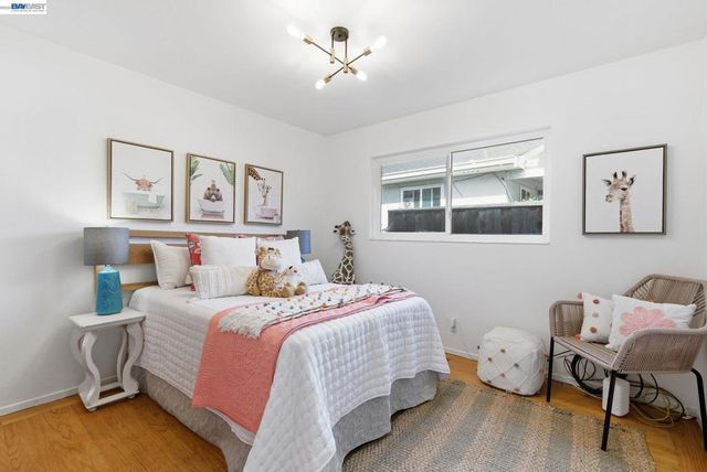 2724 Benedict Dr, San Leandro, CA 94577