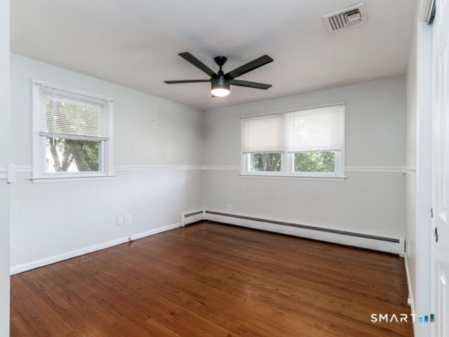 6 Liberty Terrace, North Haven, CT 06473