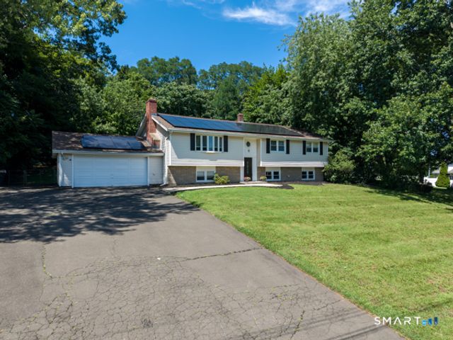 6 Liberty Terrace, North Haven, CT 06473
