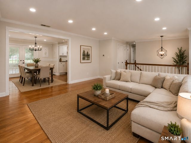 6 Liberty Terrace, North Haven, CT 06473