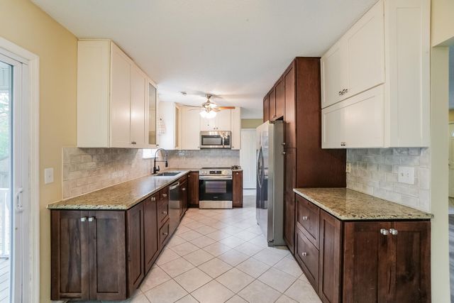 118 Red Cypress Drive, Goose Creek, SC 29445