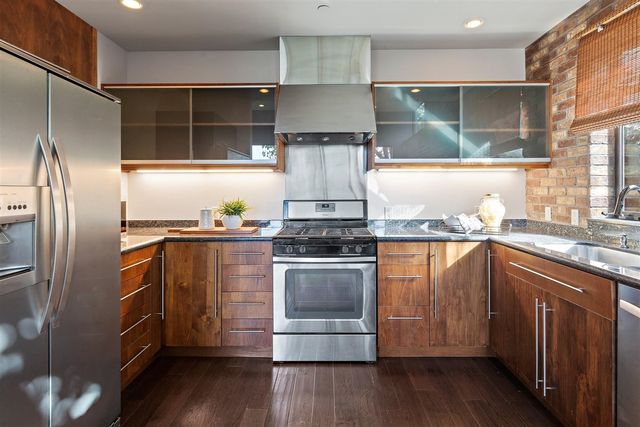 1406 San Pablo Ave A, Berkeley, CA 94702