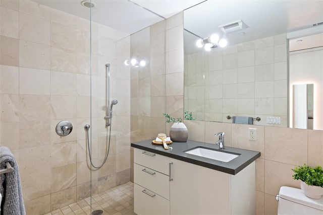 1406 San Pablo Ave A, Berkeley, CA 94702