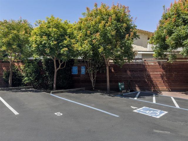 1406 San Pablo Ave A, Berkeley, CA 94702