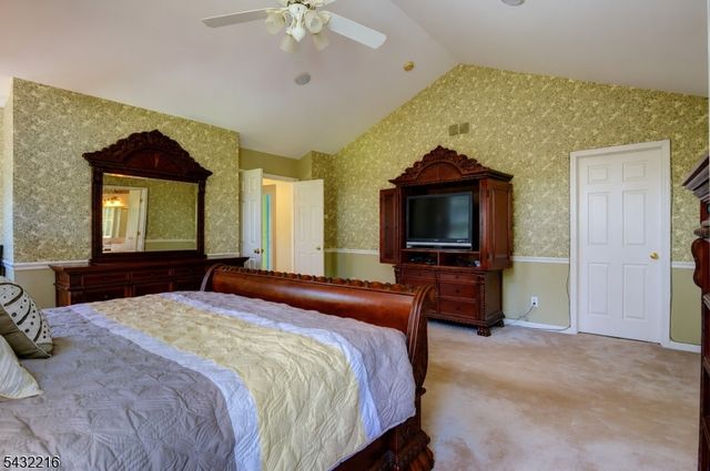 5 Pauma Valley Ct, Montgomery Twp., NJ 08558