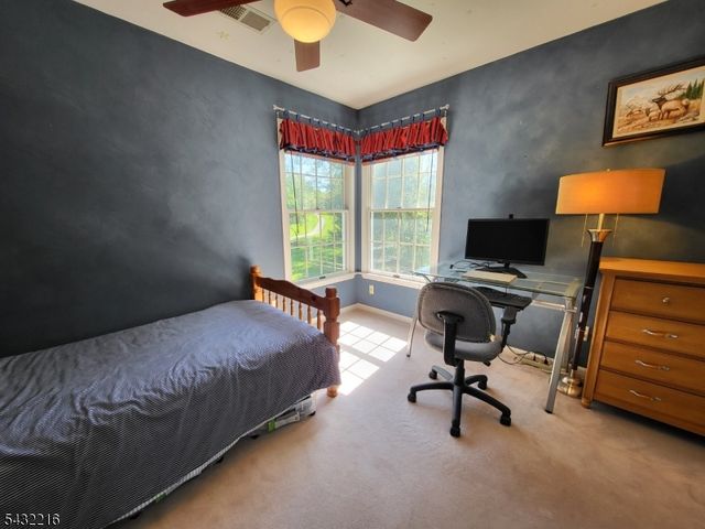 5 Pauma Valley Ct, Montgomery Twp., NJ 08558
