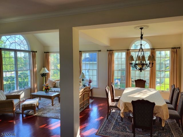 5 Pauma Valley Ct, Montgomery Twp., NJ 08558