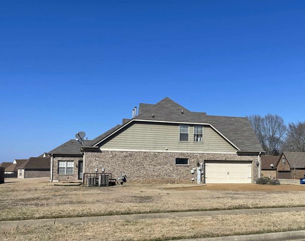 5167 SILVER PEAK LN, Unincorporated, TN 38125