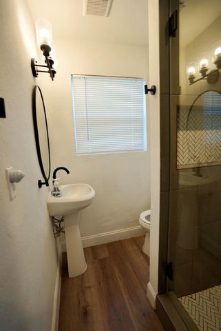 4027 Surf Drive, Galveston, TX 77554